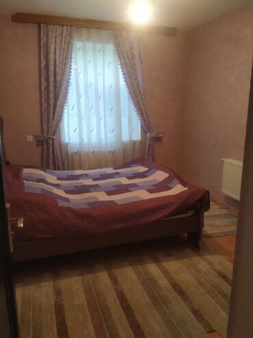 Günlük kirayə evlər: 70 kv. m, 3 otaqlı, İnternet, Telefon, İşıq — 4