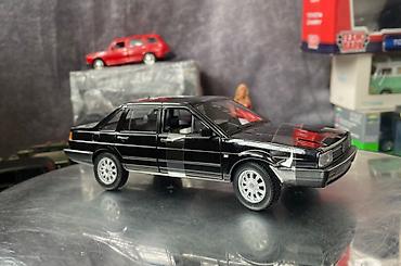 model 1: Volkswagen, 1983 il, 1:24, Dəmir, Ödənişli çatdırılma — 10