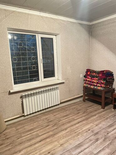 Долгосрочная аренда домов: 55 м², 2 комнаты, Забор, огорожен, Утепленный