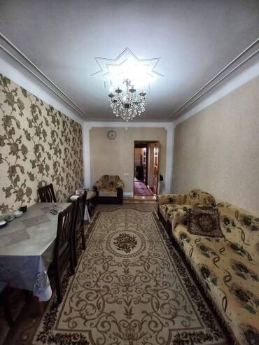 sumqayitda satilan bina evleri: Sumqayıt, 2 otaqlı, Köhnə tikili, 52 kv. m