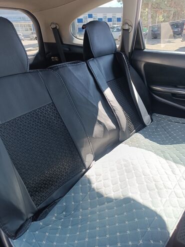 Honda: Honda Stream: 2002 г., 2 л, Автомат, Бензин, Минивэн — 5