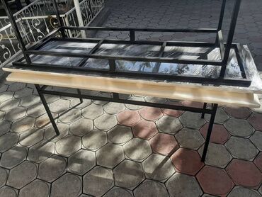 айни чапаева: Продаётся Кушетка новый Массажный и Обычный