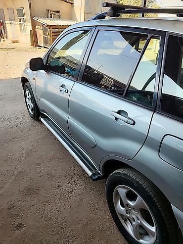 дверь rav4: Toyota RAV4: 2002 г., 2 л, Автомат, Бензин, Кроссовер — 6