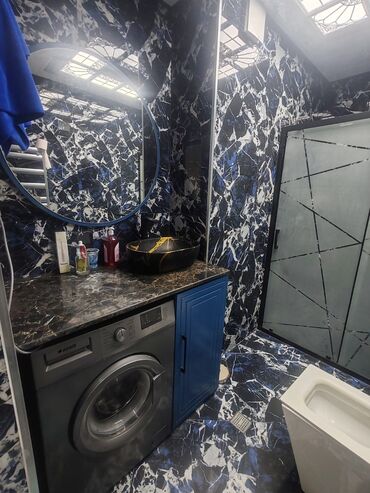 Uzunmüddətli kirayə mənzillər: Dəniz və şəhər panoraması ilə geniş mənzil tecili satilir - Geniş — 37