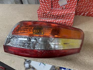 Задний фонарь (комбинированный) для автомобиля Toyota Camry 40
