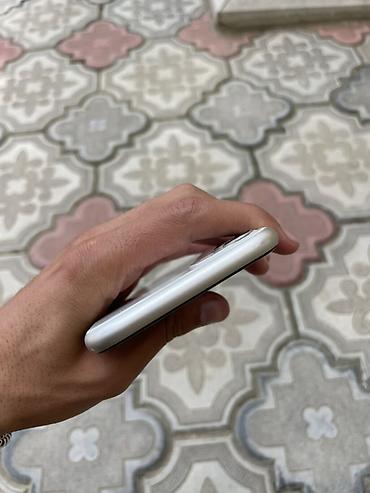 iphone 11 yigilma: IPhone 11, 128 GB, Ağ, Face ID — 7