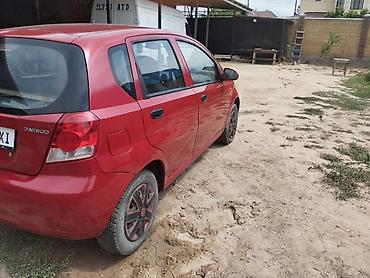 spark ltz: Daewoo Kalos: 2002 г., Механика, Бензин, Хэтчбэк — 9