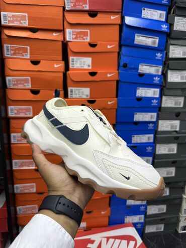 Кроссовки и спортивная обувь: Мужские кроссовки, 37, Nike, Новый, Самовывоз, Бесплатная доставка
