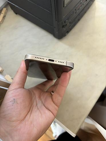 iphone 15 pro max ikinci el: IPhone 15 Pro Max, 256 GB, Gümüşü, Face ID — 5