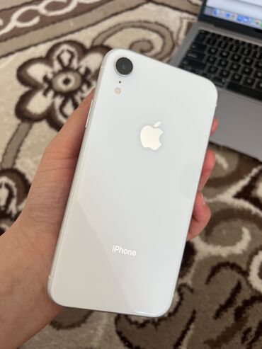 бу телефоны в ош: IPhone Xr, Б/у, 128 ГБ, White Titanium, Чехол, 78 %