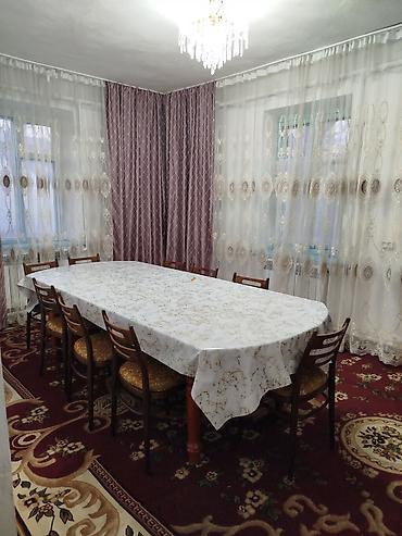 Продажа коттеджей и домов: Продаю дом, 4 комнаты, кухня, прихожка. Все окна новые, пластиковые — 4