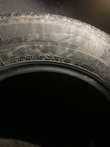 Шины: Комплект шины лето 205/65R16 95Н в хорошем состоянии