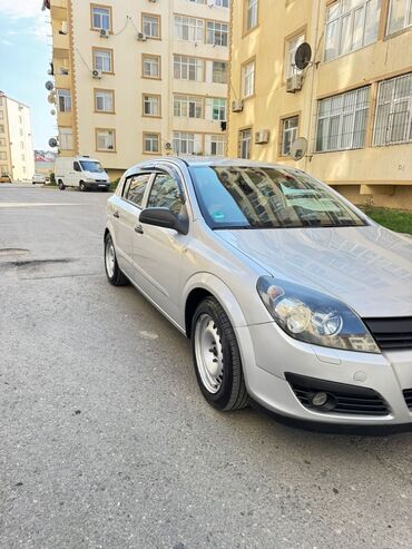 Opel: Opel Astra: 1.6 l | 2024 il Hetçbek lalafo.az -da Opel: Opel Astra: 1.6 l | 2024 il Hetçbek
