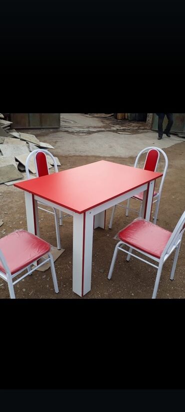 Masa və oturacaq dəstləri: Mətbəx üçün, Açılmayan, Dördbucaq masa, 4 stul — 4