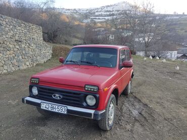 turbo.az niva 2131: VAZ (LADA) 4x4 Niva: 1.6 l | 1983 il 250000 km Ofrouder/SUV