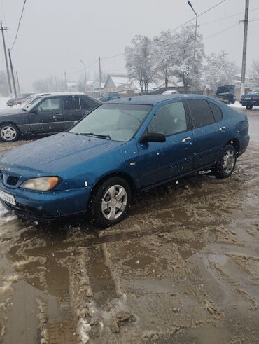 Nissan: Nissan Primera: 2001 г., 1.8 л, Механика, Бензин, Хэтчбэк