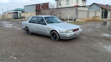 Mazda: Mazda 616: 1986 г., 2 л, Механика, Бензин, Седан