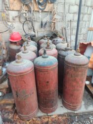 углекислый газ заправка баллонов: Продам газовые баллоны Описание: - Газовые баллоны стального типа
