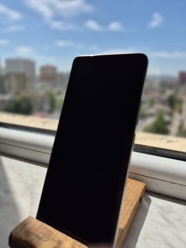 Xiaomi: Xiaomi 13 Pro, 256 GB, rəng - Ağ, 
 İki sim kartlı
