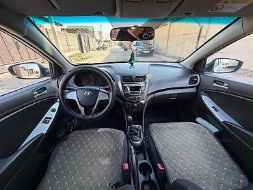хендлер: Hyundai Solaris: 2015 г., 1.6 л, Механика, Бензин, Седан — 5