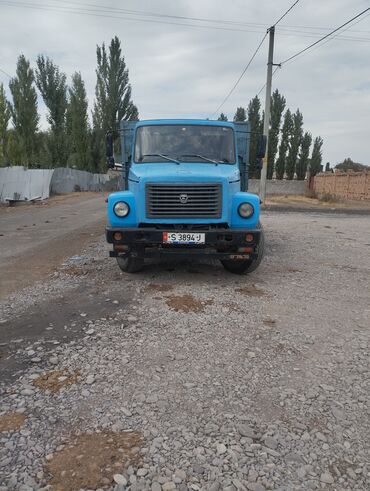 авто рассрочка: Газ 53 в хорошем состоянии стоит воздушная тормозная система коробка
