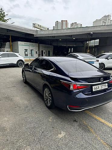 ру: Lexus ES: 2019 г., 2.5 л, Вариатор, Гибрид, Седан — 4