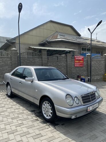 мерседес e124: Mercedes-Benz E-Class: 1996 г., 2.3 л, Механика, Бензин, Седан