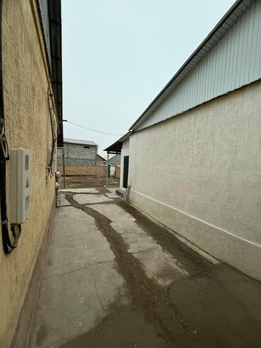 Продажа домов: Дом, 100 м², 3 комнаты, Собственник, Старый ремонт — 12