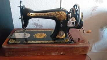 heri ucun paltarlar: Paltar Tikiş maşını yeni kimi qalıb heç işlənilməyin
