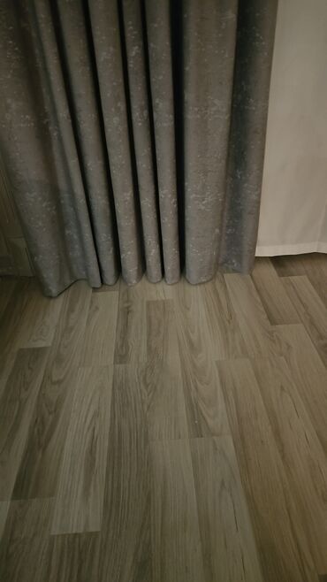 Шины и диски: Qara-boz rəngdə qalın pərdə - Material: sıx toxumalı, işığı effektiv