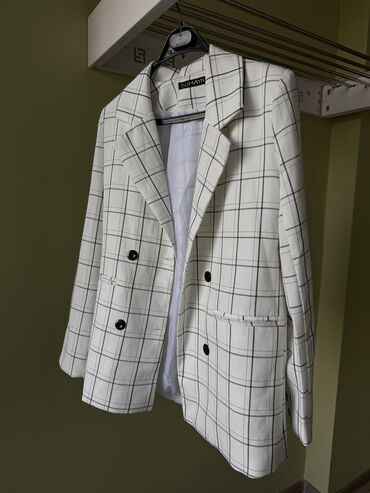 Пиджаки, жакеты: Пиджак, Классическая модель, В клетку, Made in KG, M (EU 38)