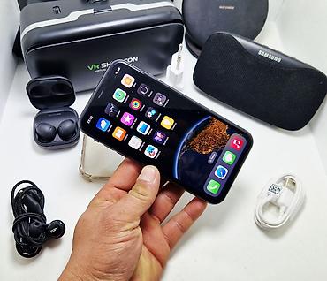 Apple iPhone: IPhone 11 Pro, Б/у, 128 ГБ, Черный, Наушники, 90 % — 15