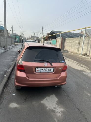 Honda: Honda Fit: 2004 г., Автомат, Бензин, Хэтчбэк — 4