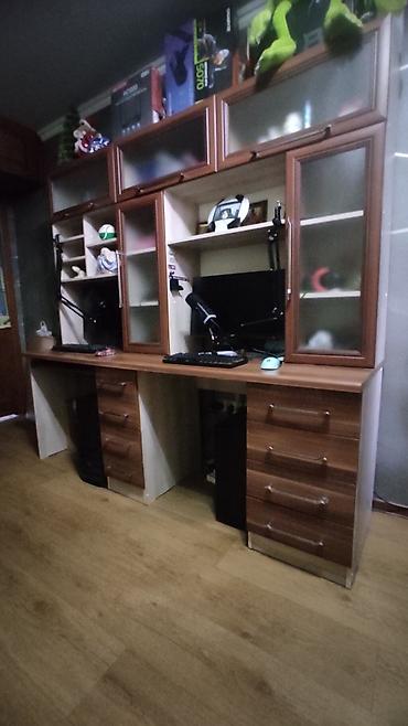 study table: Продается компьютерный стол с полками для двоих . В хорошем состоянии — 2