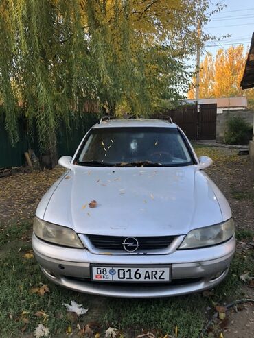 мото байк: Opel Vectra: 2001 г., 1.8 л, Механика, Бензин, Универсал