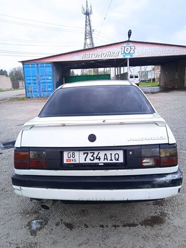 белый пассат: Volkswagen Passat: 1988 г., 1.8 л, Механика, Газ, Седан