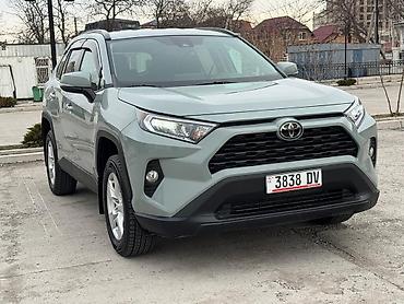 Toyota: Toyota RAV4: 2021 г., 2.5 л, Автомат, Бензин, Кроссовер — 1