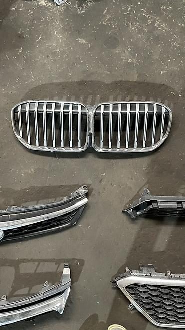 Решетки радиатора: Решетка радиатора BMW 2018 г., Б/у — 4