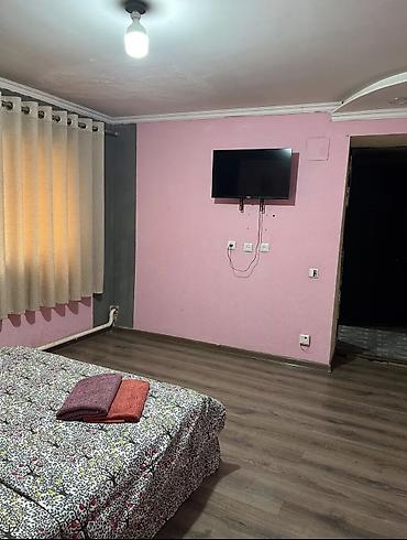 Посуточная аренда квартир: 1 комната, Душевая кабина, Постельное белье, Парковка — 9