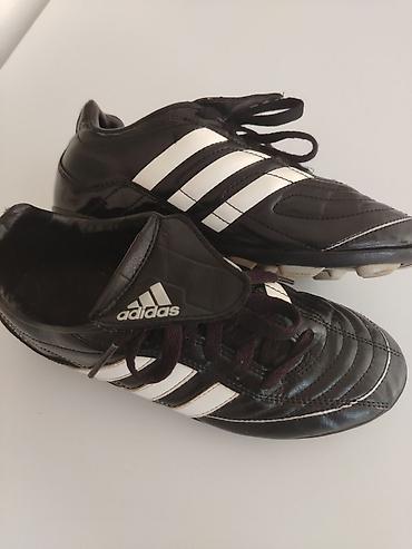 Kopačke: Adidas kopačke za fudbal – broj 38 klasičan model u crnoj boji sa — 3