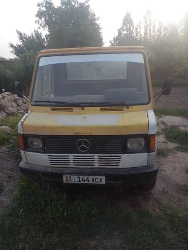 Mercedes-Benz: Mercedes-Benz : 1993 г., 2.8 л, Механика, Дизель, Бус