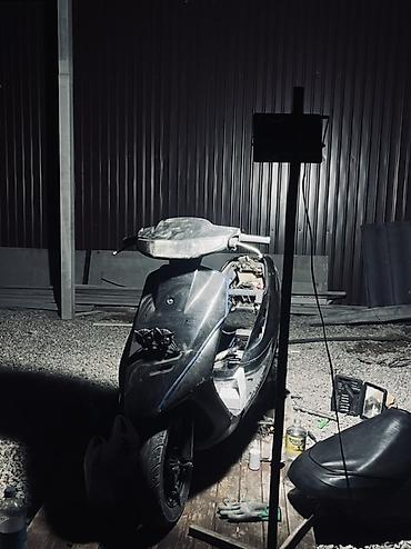 крыло скутер: Скутеретта Honda, 50 куб. см, Бензин, Б/у — 1