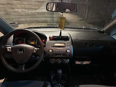 хонда джаз 2005: Honda Jazz: 2004 г., 1.3 л, Автомат, Бензин, Хэтчбэк — 6