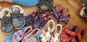 Отдам даром: Отдам много вещей и обувьи для 2-3-4 летней девочке . за 3 кг порошка — 25