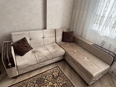 divan satilir: Künc divanı teze kimidi. Açılır taxt olur. Bazası var .Heç bir — 2