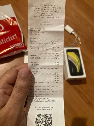 Apple iPhone: IPhone SE 2020, 128 GB, Qara, Sənədlərlə — 6