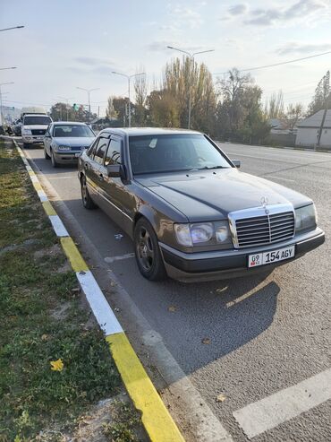 Mercedes-Benz: Mercedes-Benz W124: 1992 г., 2.2 л, Механика, Седан — 3