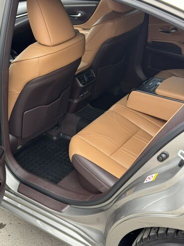 Lexus: Lexus ES: 2019 г., 2.5 л, Вариатор, Гибрид, Седан — 12