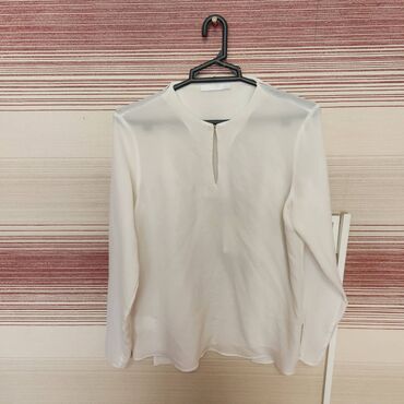 Köynək və bluzalar: Orijinal Hugo Boss ipək qadın koftası. S ölçü (36). Hugo Boss bluzka -da lalafo.az — 9 Köynək və bluzalar: Orijinal Hugo Boss ipək qadın koftası. S ölçü (36). Hugo Boss bluzka — 9