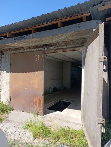 продаю цветочный магазин: 30 м², Кирпичный | Смотровая яма, Охрана, Подвал, погреб